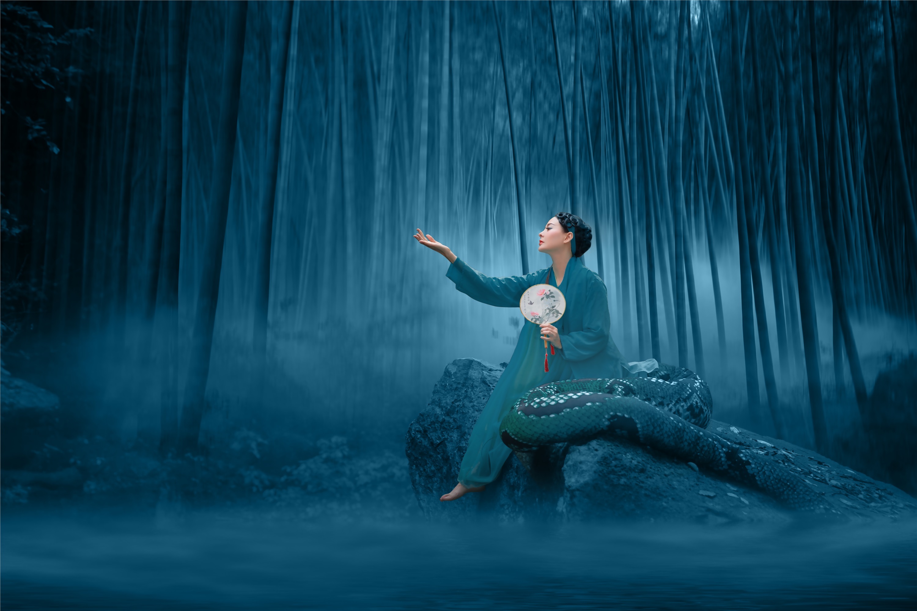 YITUYU 艺图语 2021.08.06 青蛇梦 莲